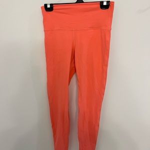 lululemon bright pink leggings (double lined) size 8 (M)